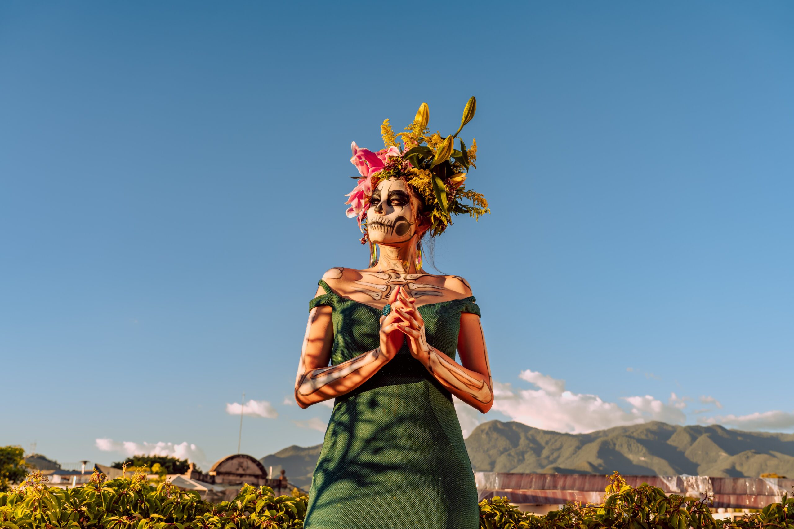 Experience the Magic of Mexico: 10 Unforgettable Moments in Dia de Los Muertos with Flowers