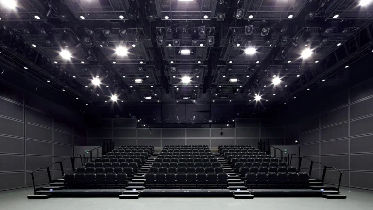 241 05 gallery 01 768x432